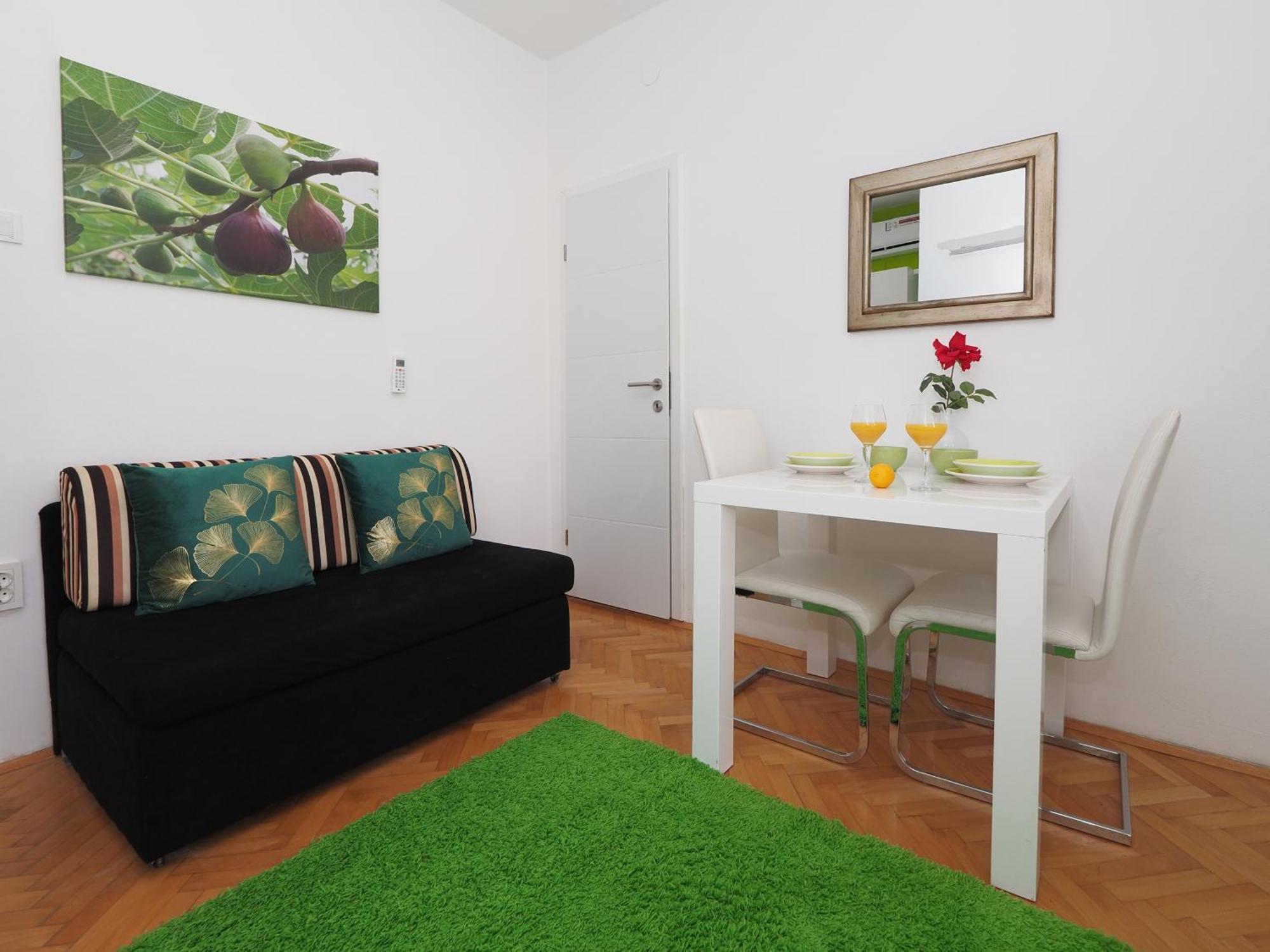 Beach Paradise Apartments