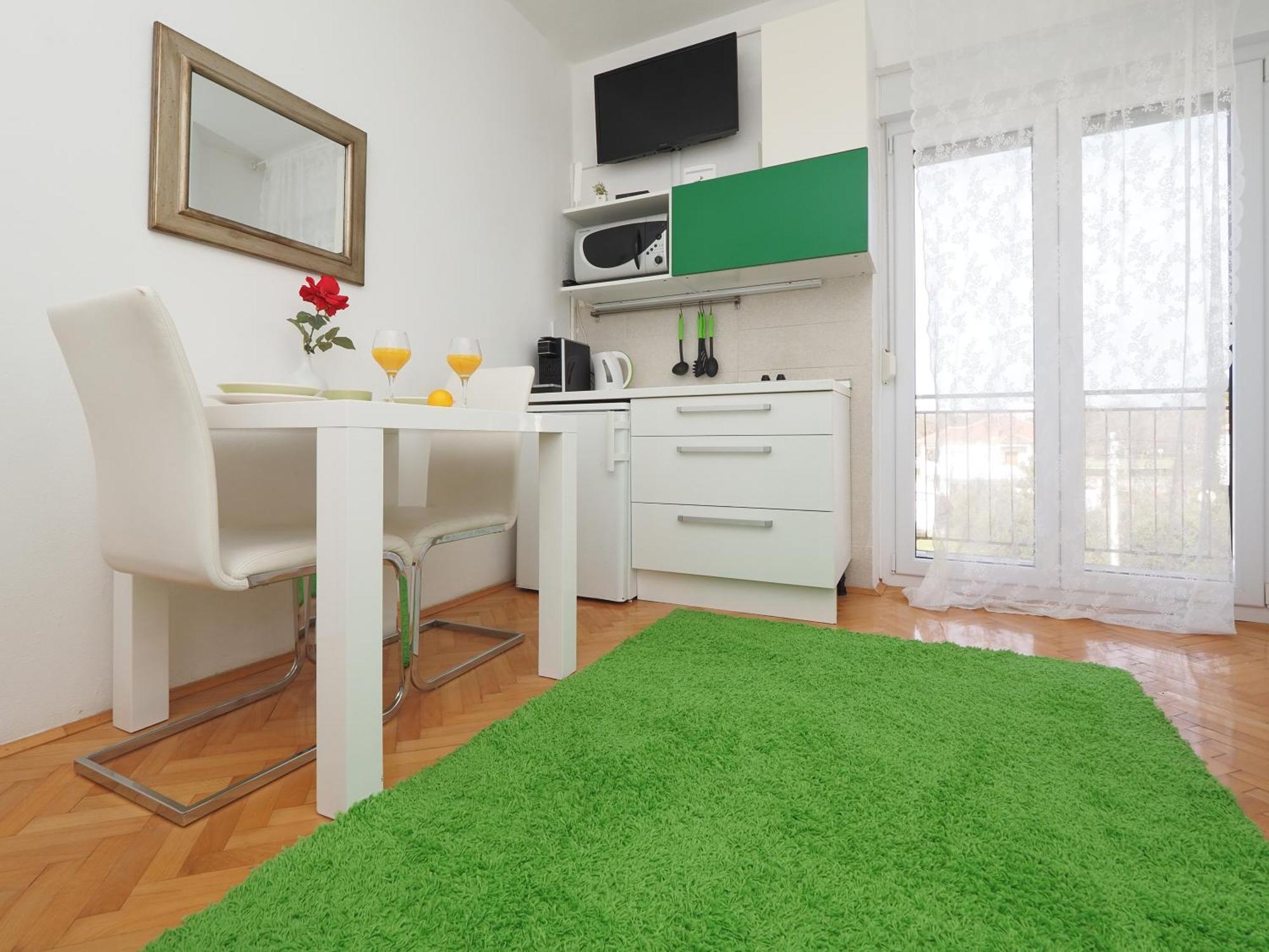 Beach Paradise Apartments Apartmán